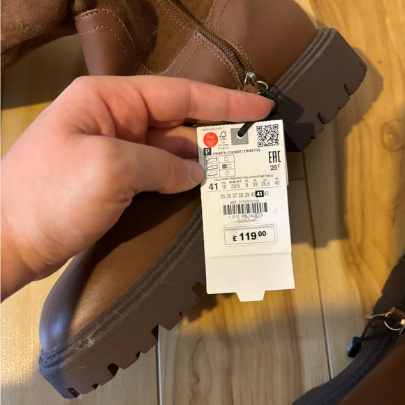 Zara leather boots, knee high - Picture 3 of 4